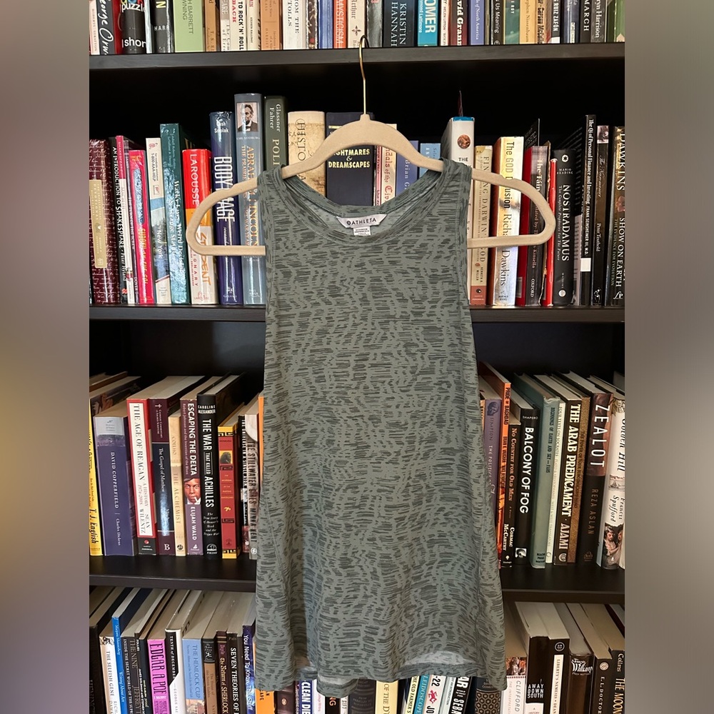 Athleta Ultimate Racerback Tank Mineral Green Print Size XS